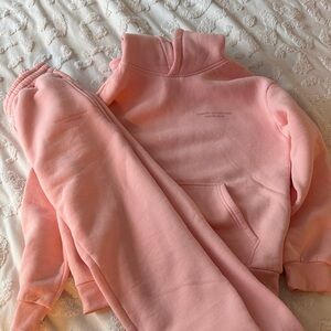 Comfrt Pink Hoodie and Sweatpants Set